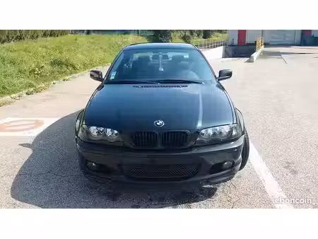 BMW Série 3 320i 2.2 170