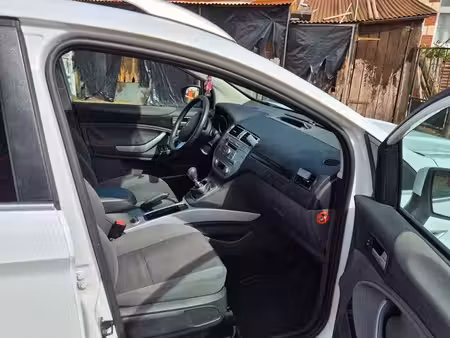 Ford Kuga 2.0 TDCi 140