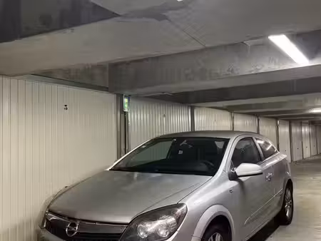 Opel Astra 1.2 90