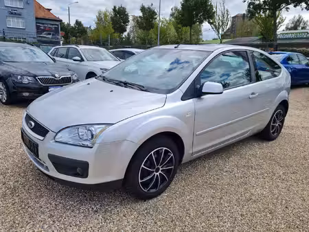 Ford Focus 1.8 125 Titanium