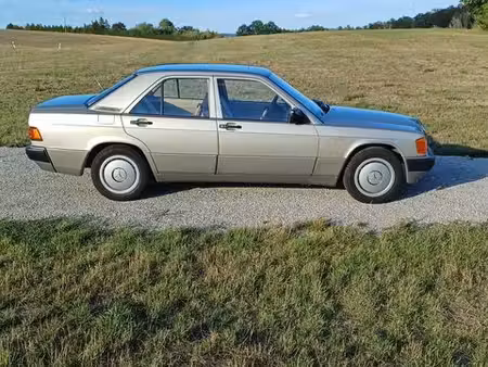 Mercedes-Benz 190 1.8