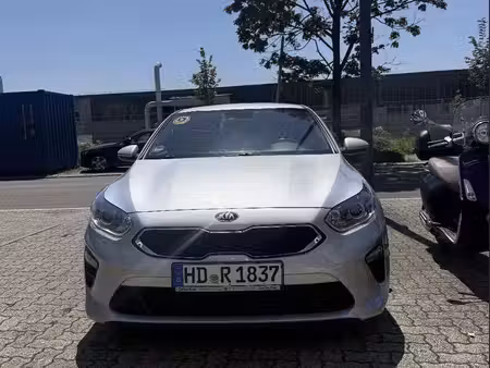 Kia Ceed 1.6 CRDi 136 Platinum