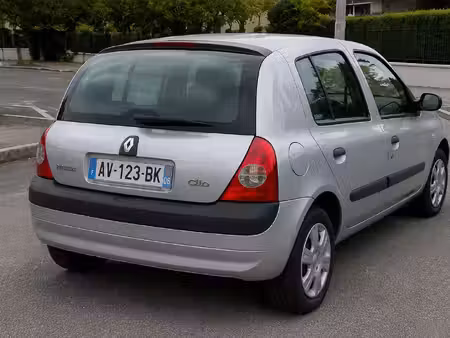 Renault Clio 1.6 90 RXT