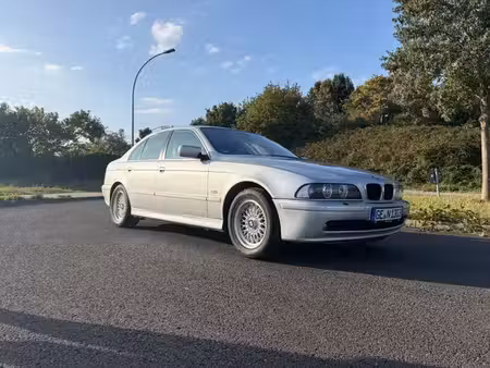 BMW Série 5 525i 2.5 192