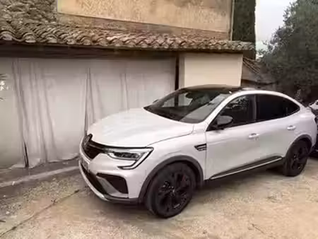 Renault Arkana E-Tech 1.6 145 RS Line