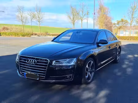 Audi A8 V6 3.0 TDI 262 quattro