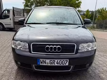 Audi A4 1.6 102