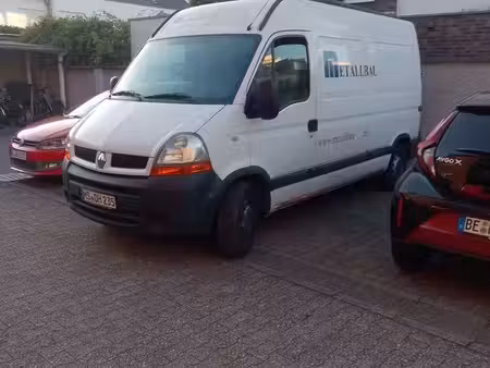 Renault Master 2.5 dCi 114