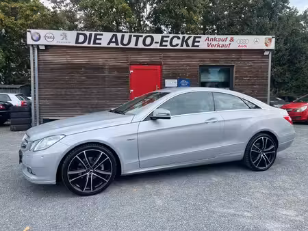 Mercedes-Benz Classe E E 250