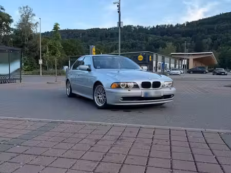BMW Série 5 520i 2.2 170