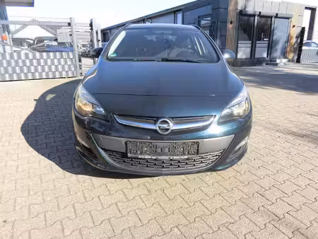 Opel Astra 1.6 200 Selection
