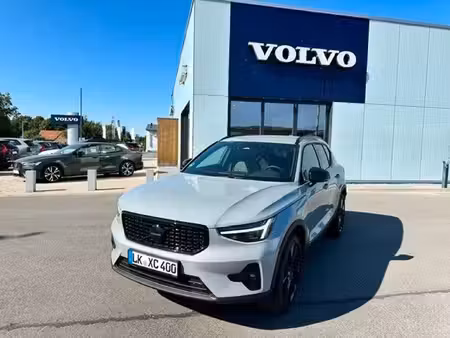Volvo XC40 B4 2.0 197 Black Edition