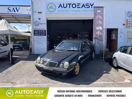 Mercedes-Benz Classe E E 320