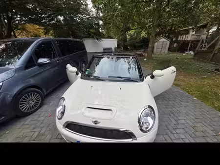 Mini Cabrio John Cooper Works 1.6 211