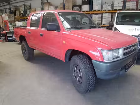 Toyota Hilux 2.4 90