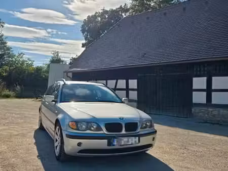 BMW Série 3 320i 2.2 170