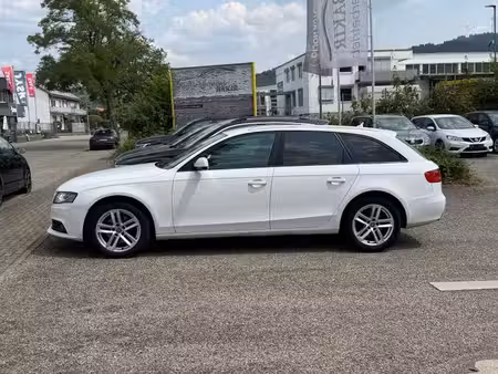 Audi A4 2.0 TDI 143 Attraction