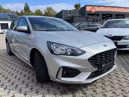 Ford Focus 1.0 EcoBoost 125 ST Line