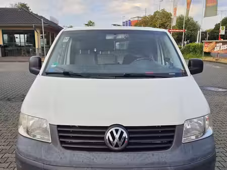 Volkswagen Transporter T5 1.9 TDI 105
