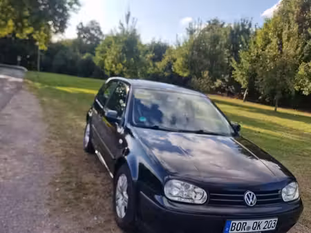 Volkswagen Golf 1.4 75 Confortline