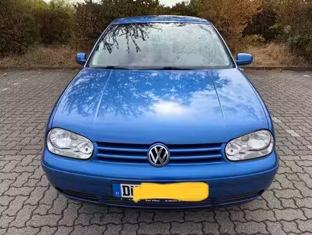 Volkswagen Golf 1.6 105