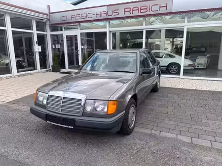 Mercedes-Benz Classe E 260 E V6 2.6