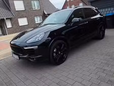 Porsche Cayenne S V8 4.2 385 Platinum 4x4