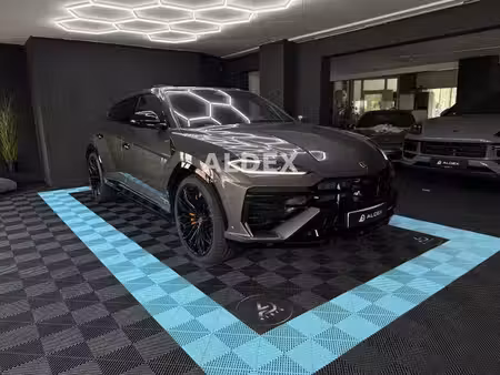 Lamborghini Urus SE V8 4.0 650