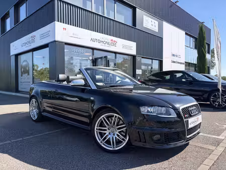 Audi A4 RS4 V8 4.2 FSI 420 quattro
