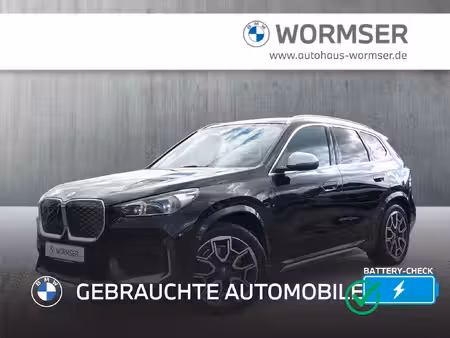 BMW iX1 