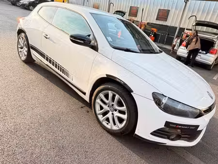 Volkswagen Scirocco 2.0 TDI 140