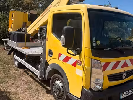 Renault Maxity 