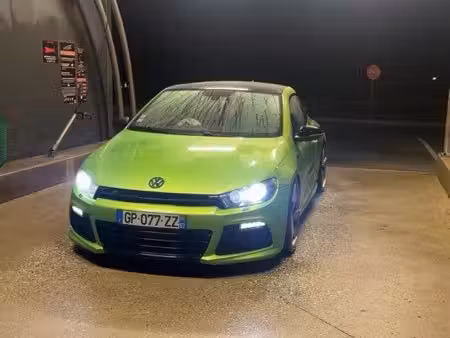 Volkswagen Scirocco R 2.0 TSI 265