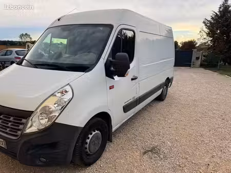 Renault Master 2.3 dCi 145