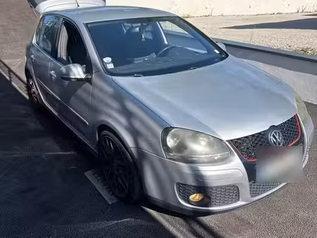 Volkswagen Golf GTI 2.0 200