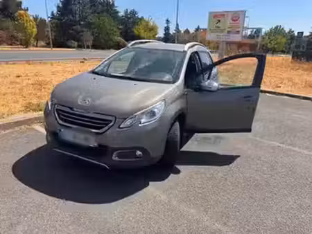 Peugeot 2008 1.2 VTi 82 Style