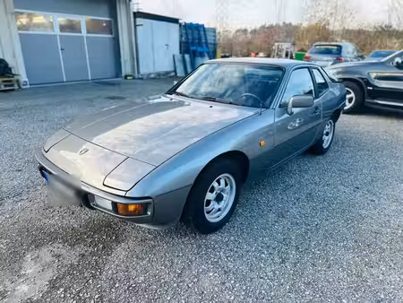 Porsche 924 