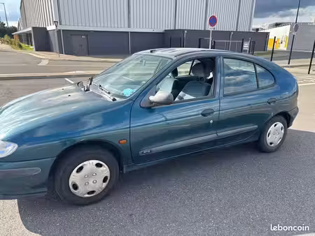 Renault Mégane 1.9 D 65