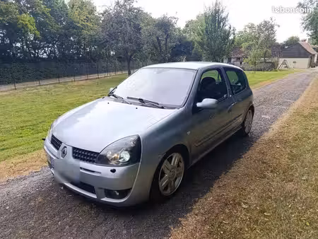 Renault Clio RS 2.0 172