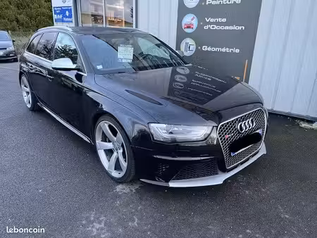 Audi A4 RS4 V8 4.2 450 quattro