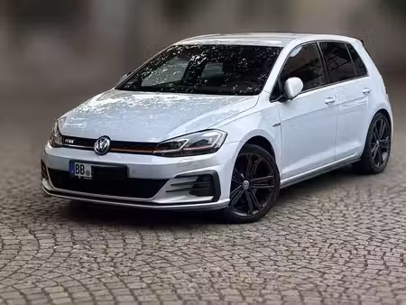 Volkswagen Golf GTI 2.0 TFSI 230