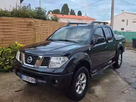 Nissan Navara 2.5 dCi 174