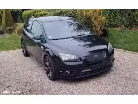 Ford Focus ST 2.5 225