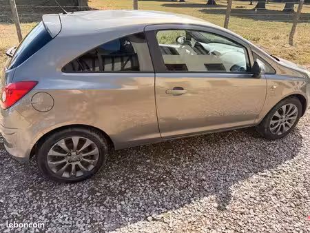 Opel Corsa 1.3 CDTI 75