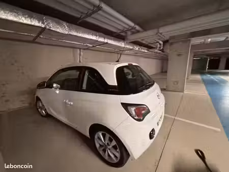 Opel Adam 
