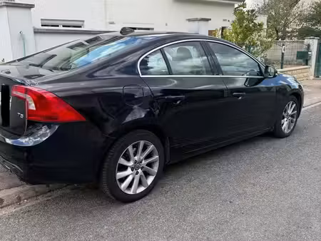Volvo S60 T5 2.0 245