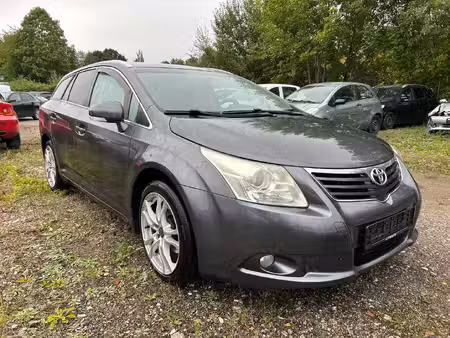 Toyota Avensis Break 2.0 126
