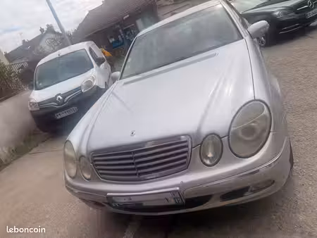 Mercedes-Benz Classe E E 220 2.1