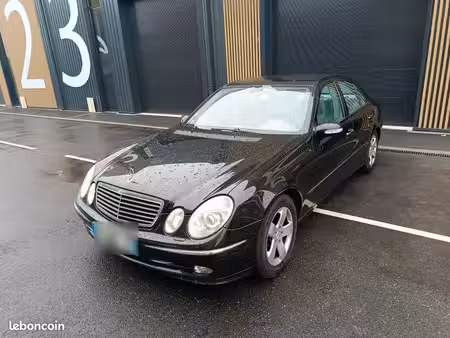 Mercedes-Benz Classe E E 220 2.2 150