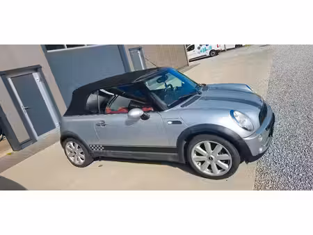 Mini Cabrio Cooper 1.6 115